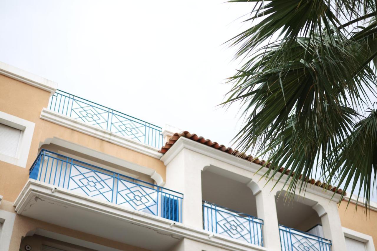 Casa Del Mar - Beautiful Two Bedroom Penthouse Apartment Sainte-Maxime Ngoại thất bức ảnh